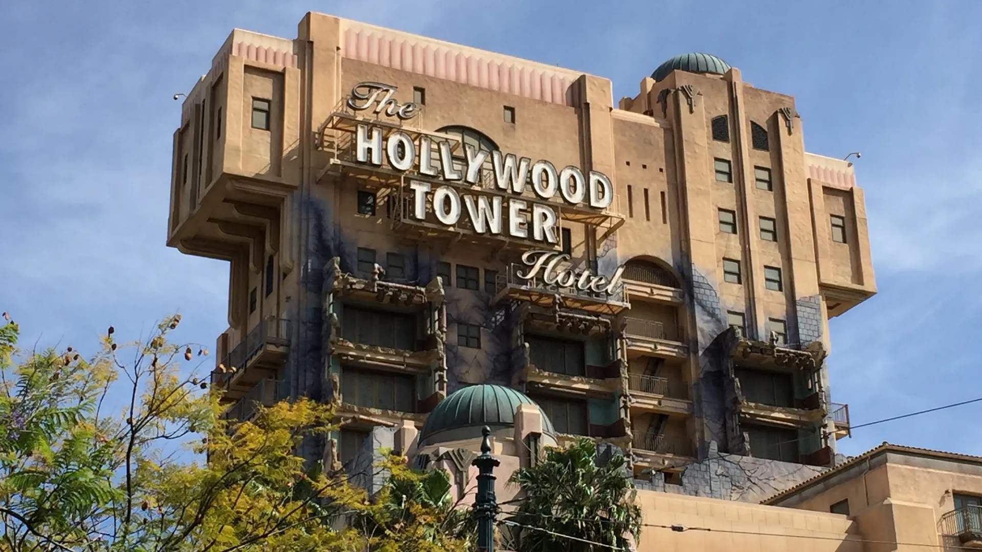 tower-of-terror-disneyland-parijs-krijgt-nieuwe-wachtruimte